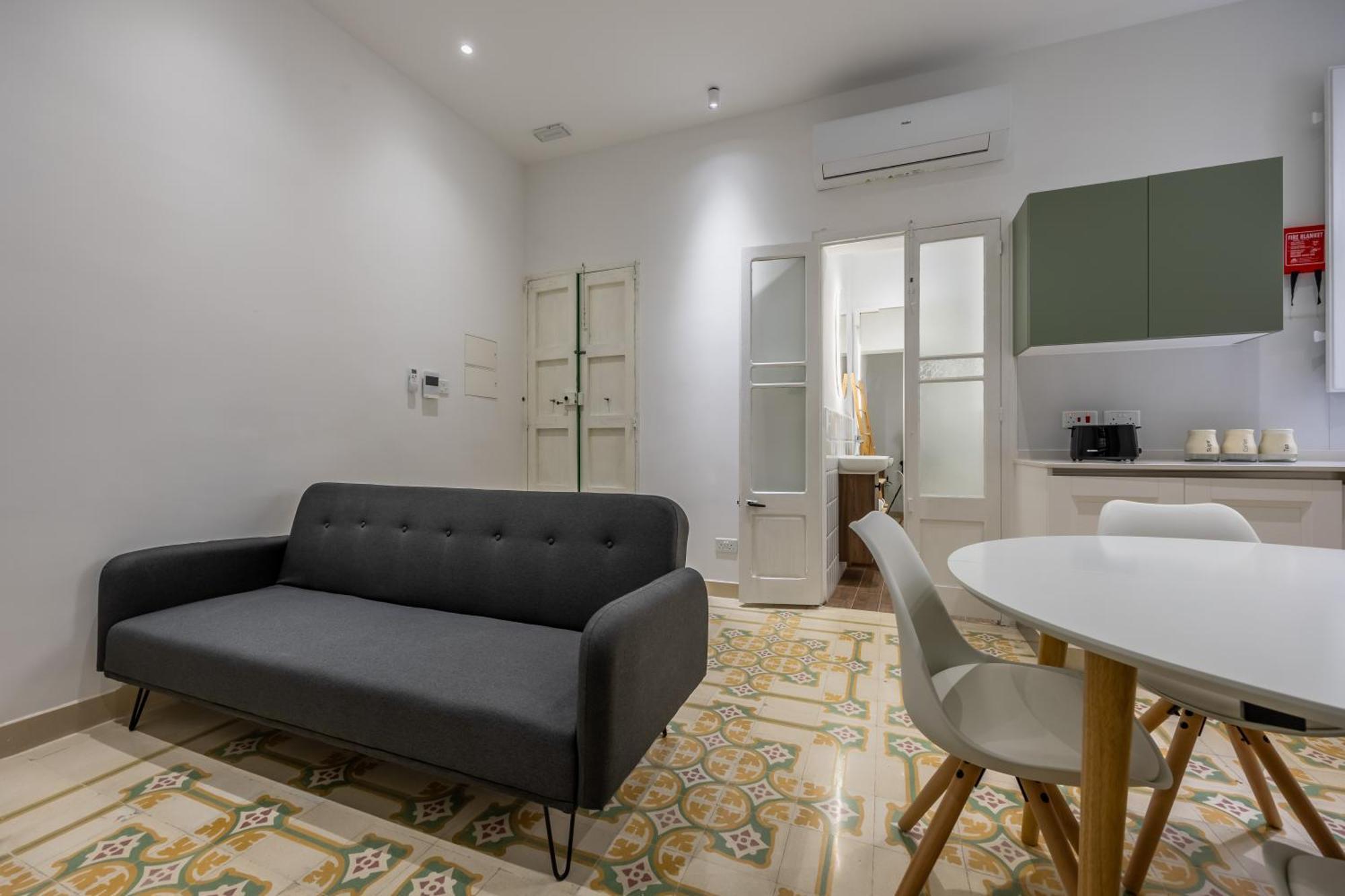 Modern Luxury Apt, A Stone Throw Away To Valletta *