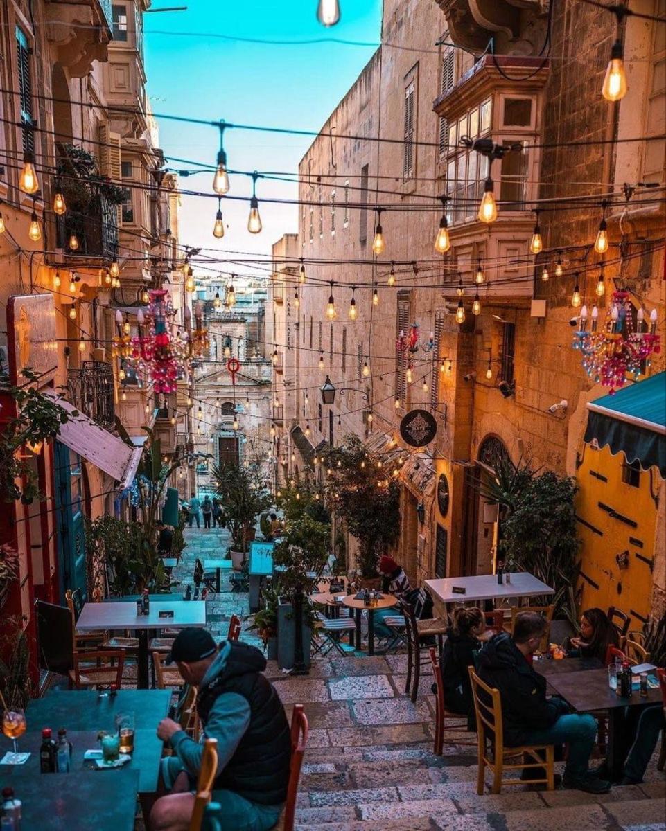 Appartement Modern Luxury Apt, A Stone Throw Away To Valletta *